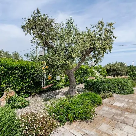 Trullo Oasi Santo Stefano - Private Pool Villa *